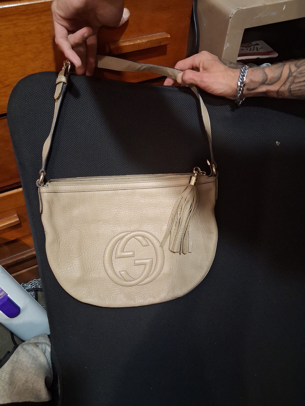 Gucci Beige Leather Shoulder Bag with Tassel